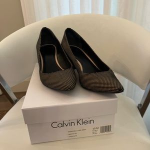 Calvin Klein Pumps 10M